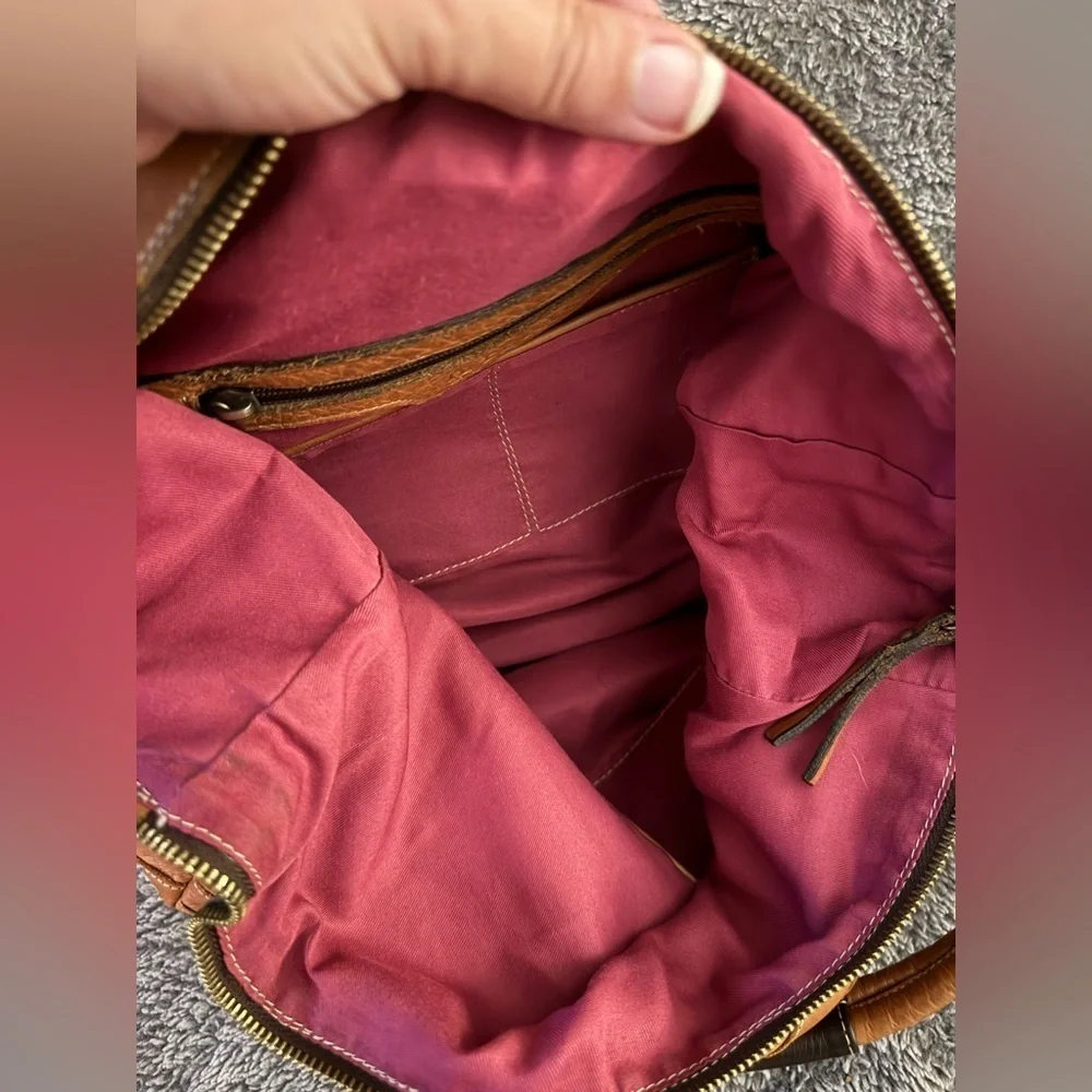 IL DUCA Tan Italian Leather Hobo Bag